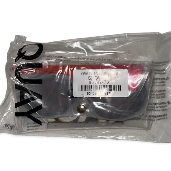 QUAY Show Up Sunglasses Black Frame Brown Lenses - Picture 7 of 10